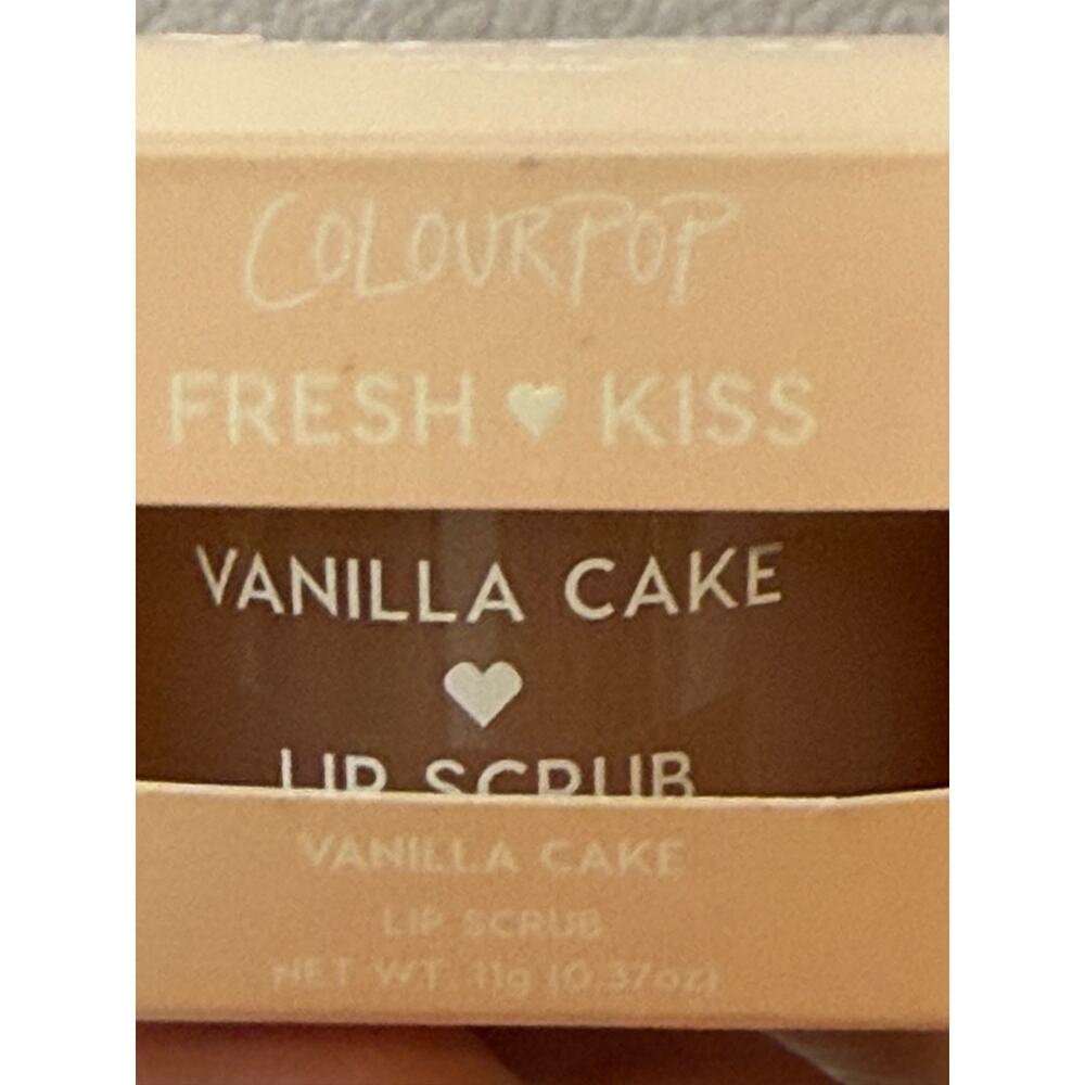 Vitamasques Lip Butter Balm Plump & Repair - STRAWBERRY - 10mL - NEW SEALED - Picture 3 of 7